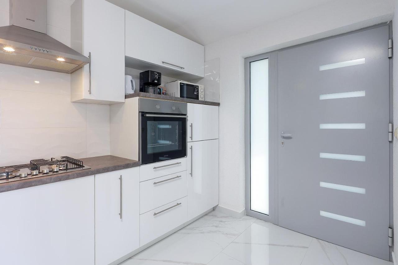 Apartments Alen Цриквениця Екстер'єр фото